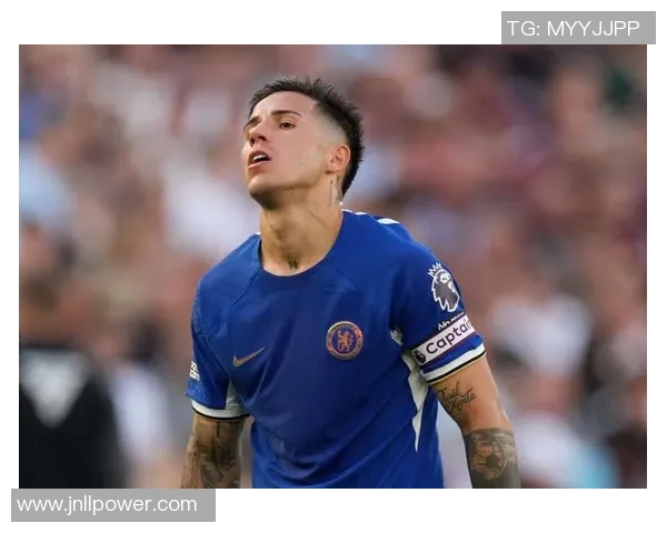 足球明星们对恩佐的精彩评价与未来发展展望 足球明星们对恩佐的精彩评价与未来发展展望